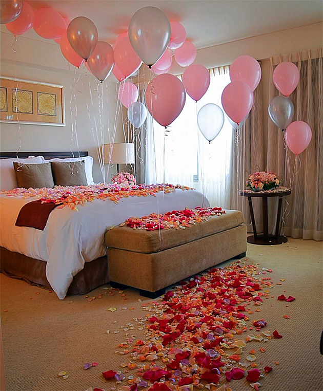 5-cama-con-petalos-de-rosas-1-copia
