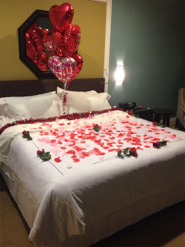 5-cama-con-petalos-de-rosas-15-copia