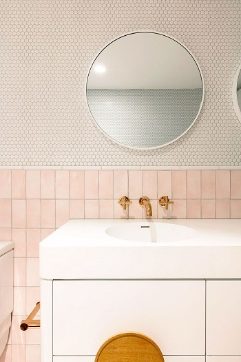 Amazing mixing tiles bathroom
