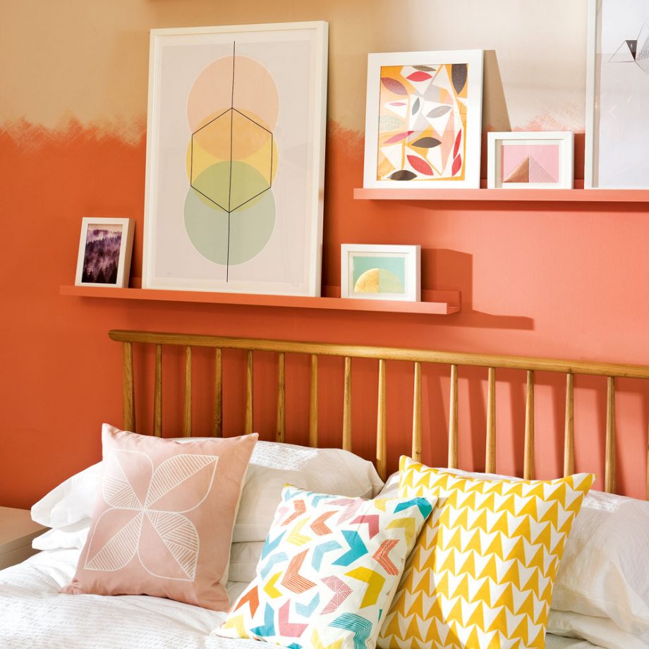 Bedroom-art-display-simon-whitmore-920x920-1
