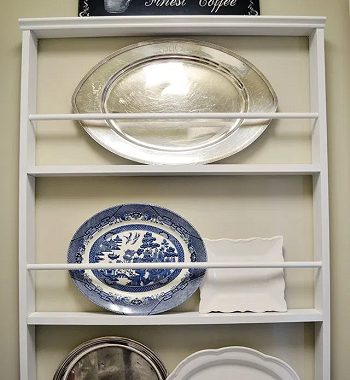 Budget-friendly plate rack Uncomplicated Plate Racks Ideas To Stack Your Plates