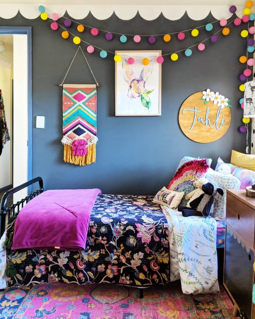 Colorful-teen-bedroom
