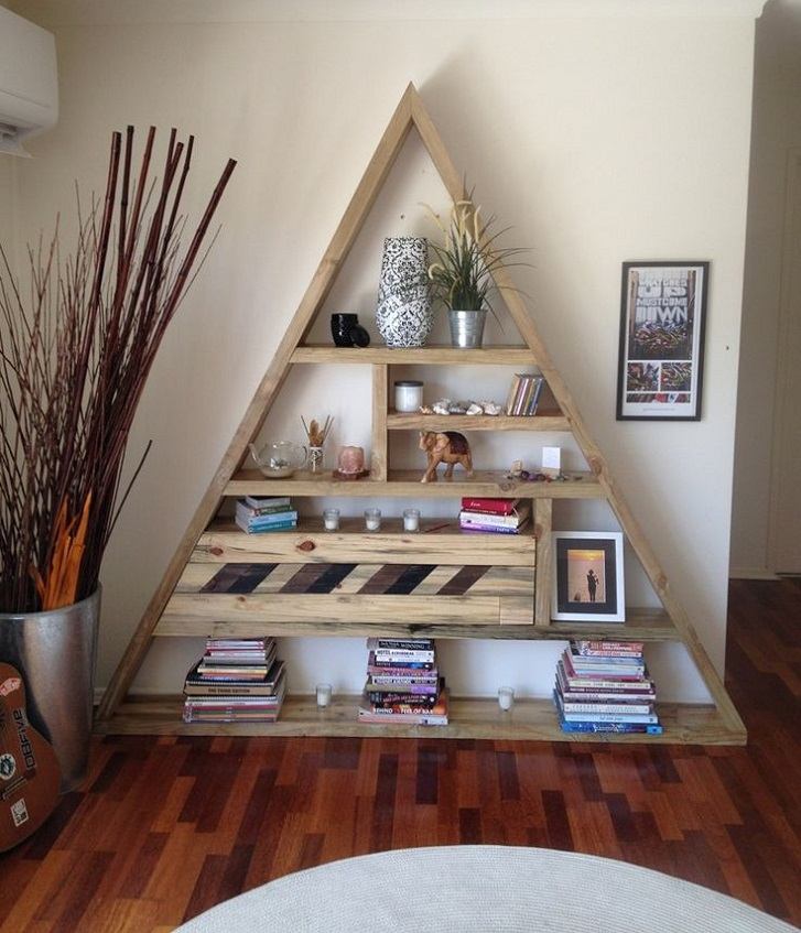 Diy-pallet-bookshelf-ideas-creative-pallet-wood-furniture-ideas
