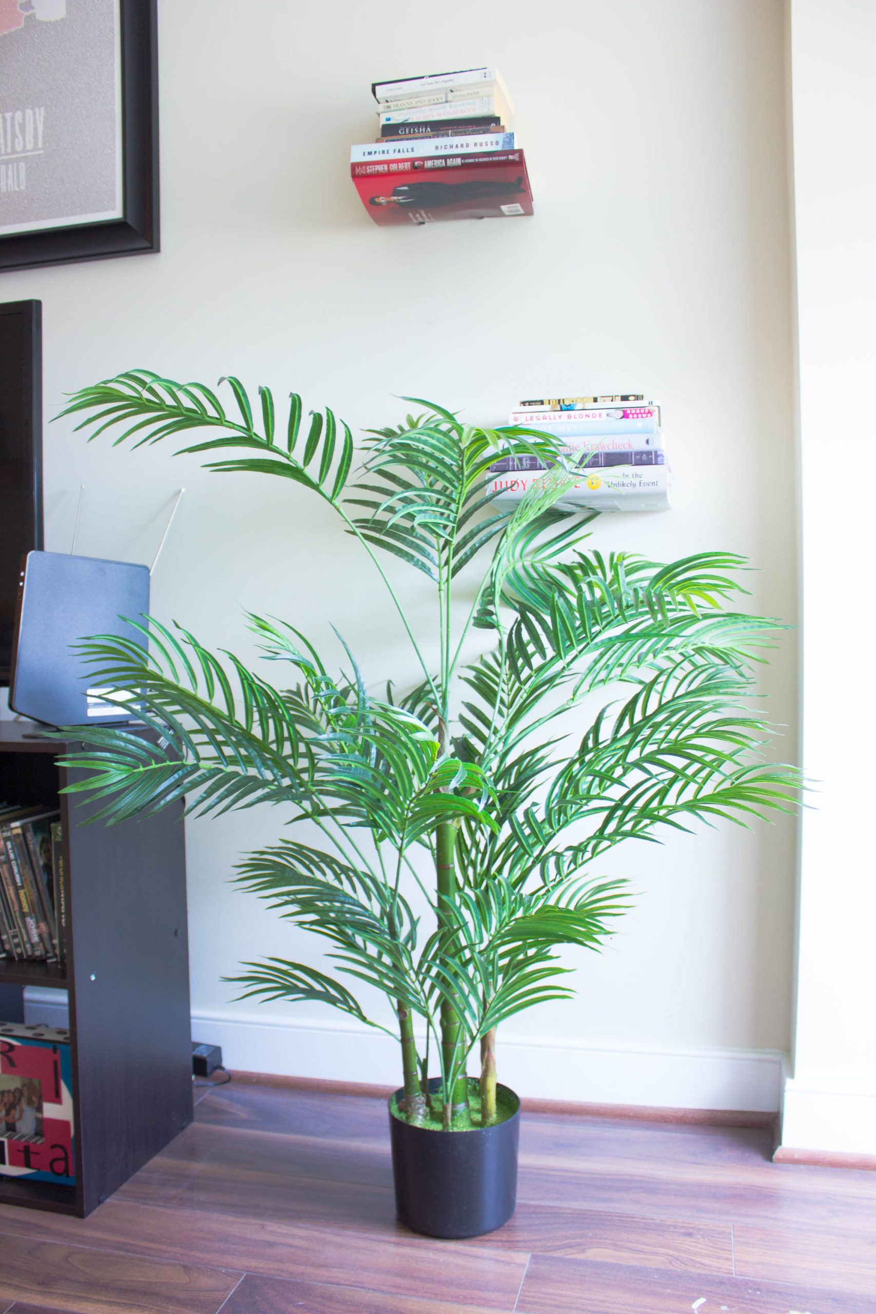 Decorating-faux-indoor-plants_something-good-1