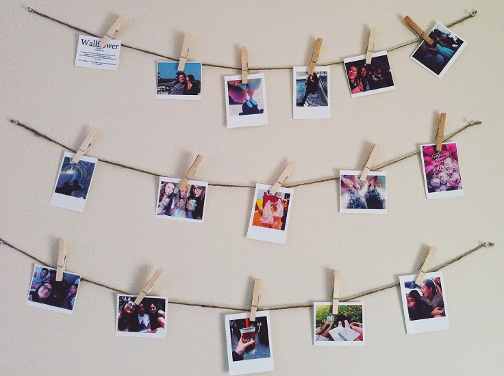 Polaroid-display-decor