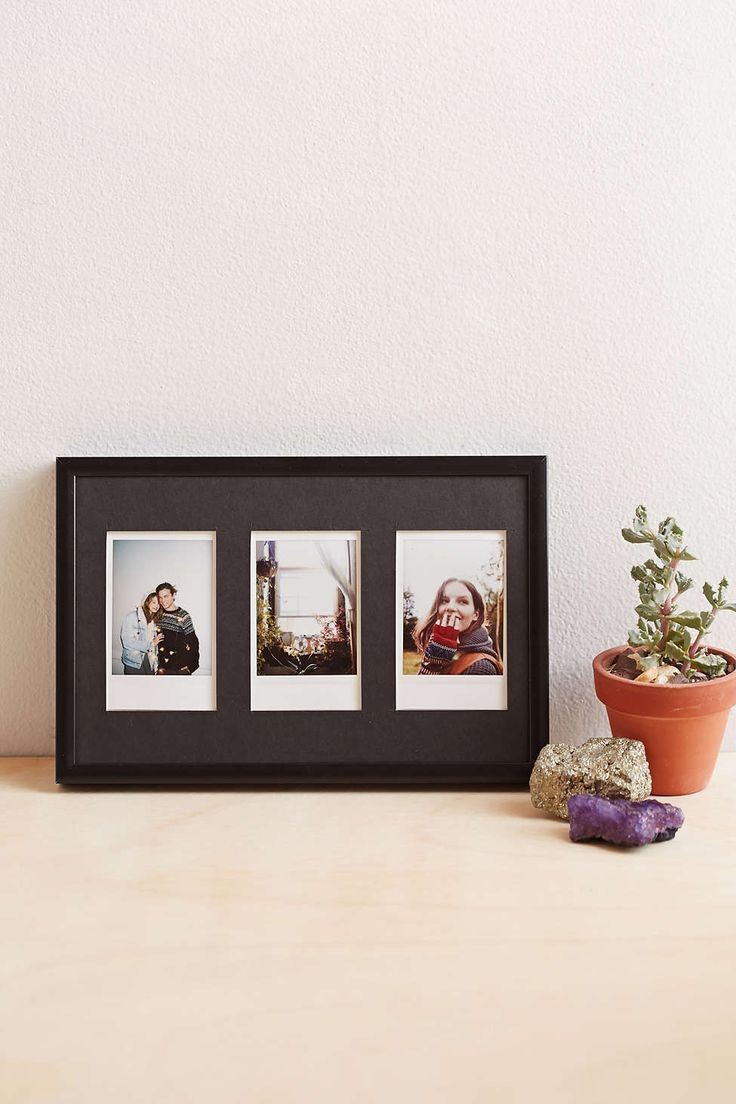 Polaroid-picture-display-22