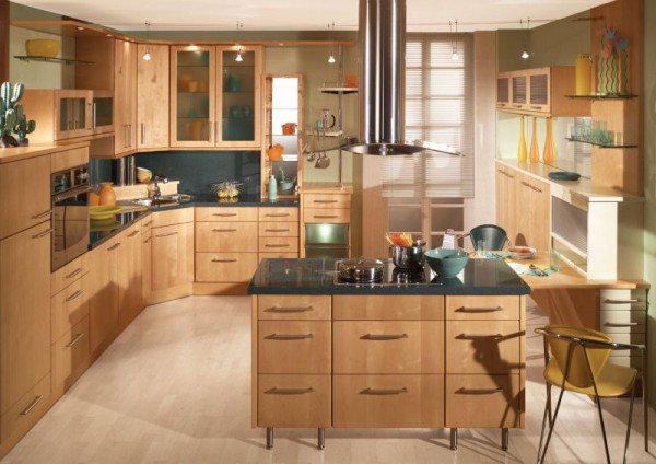 Stunning-designs-of-classy-wooden-kitchens