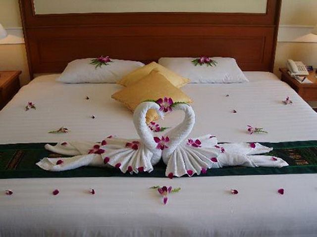 Swan-towels