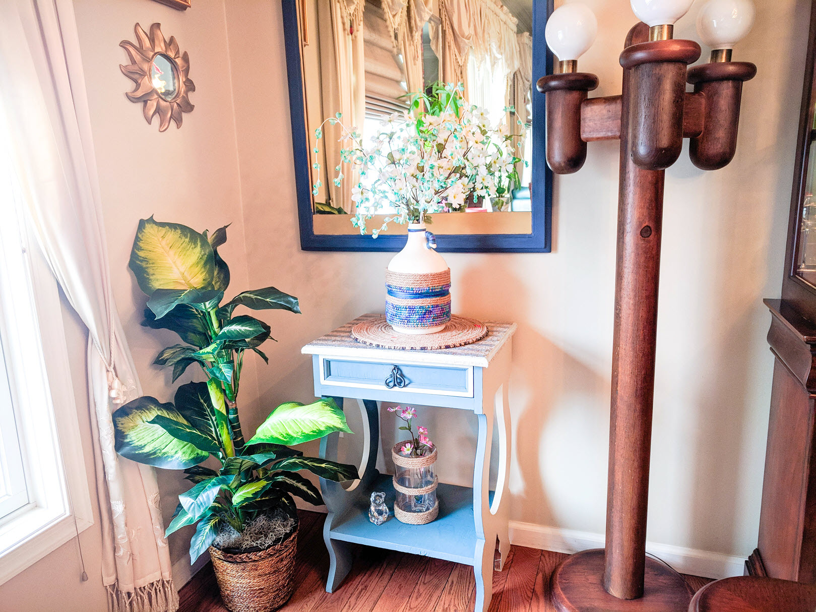 The-art-of-decorating-with-artificial-plants-easy-carfree-decor-ideas-1-2