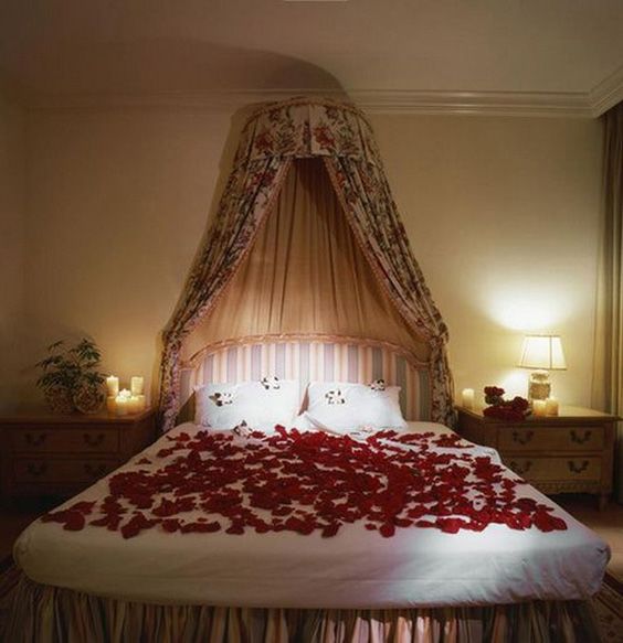 Victorian-canopy-for-valemtines-day