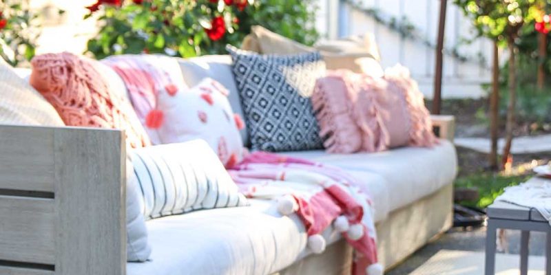 Backyardsofa2