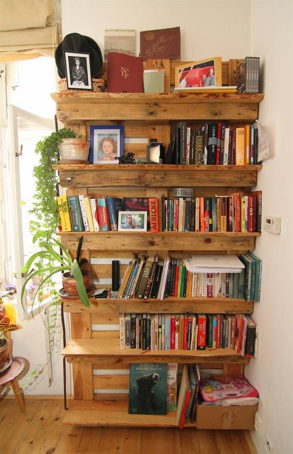 How-to-make-pallet-bookshelf-diy-pallet-wood-furniture-ideas