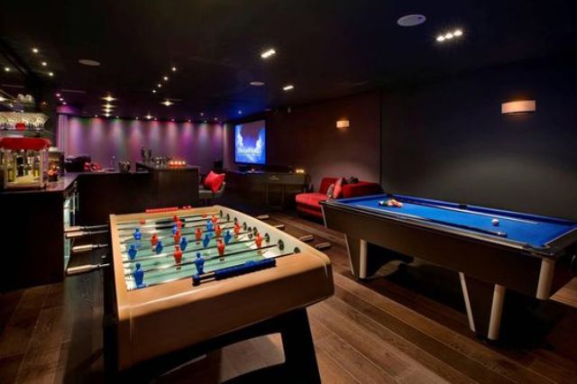 Luxurious-basement-game-room