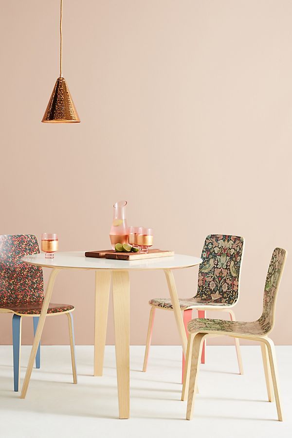 Mid-century-modern-furniture-1574280946