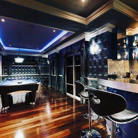 Navy-blue-decor-basement-man-cave