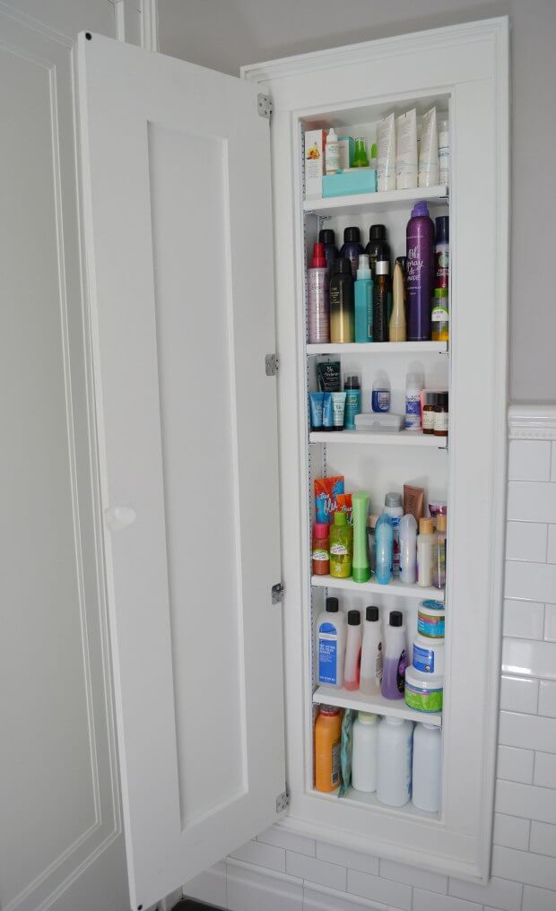 08-built-in-bathroom-shelf-storage-ideas-homebnc