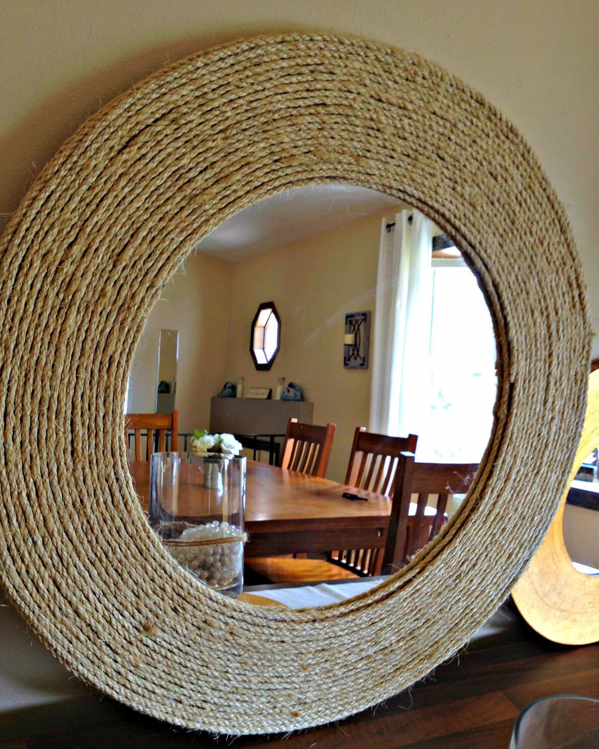 1-13-diy-mirror-ideas-homebnc