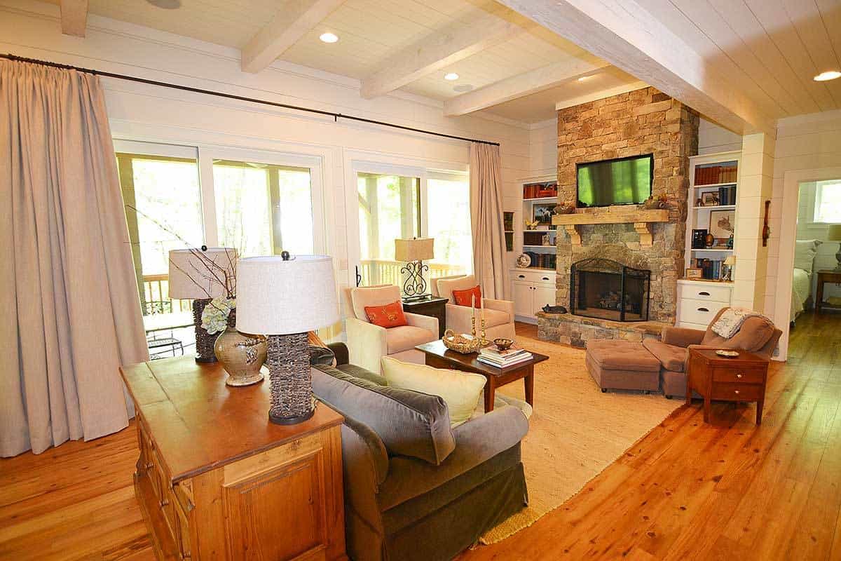 1-4-country-home-shiplap-walls-living-room-may32020-min
