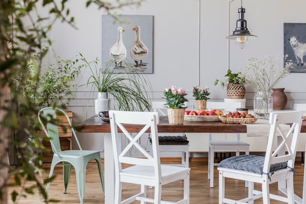 1-cottage-style-dining-room-january52020-3-min