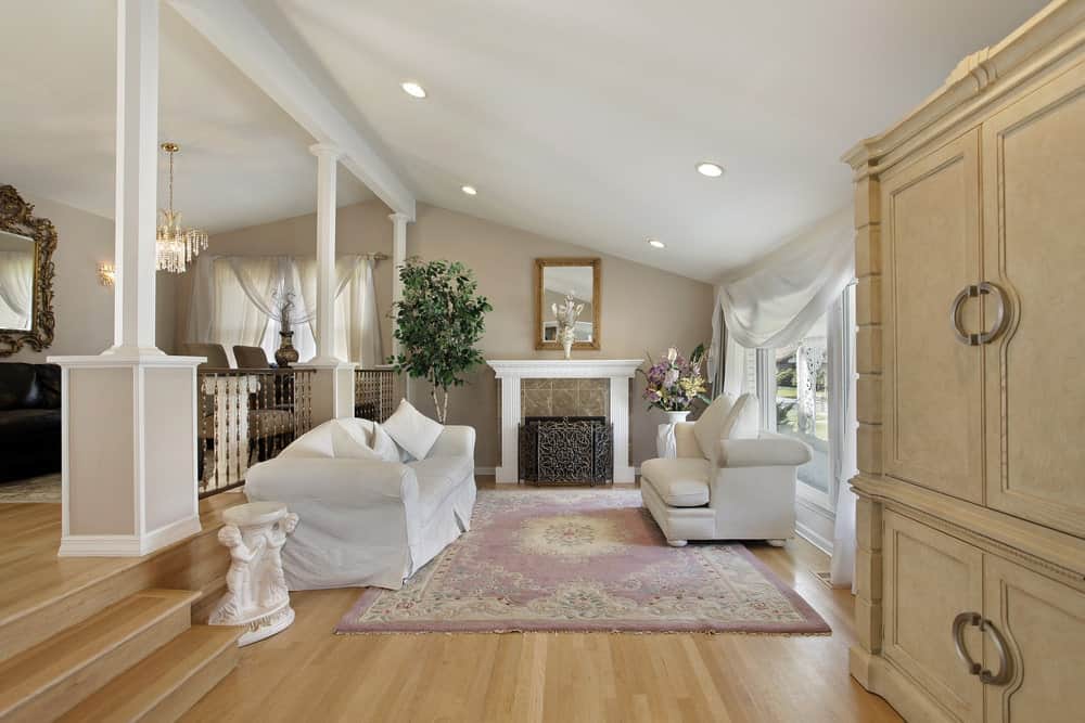 1-cottage-style-living-room-oct152019-14-min