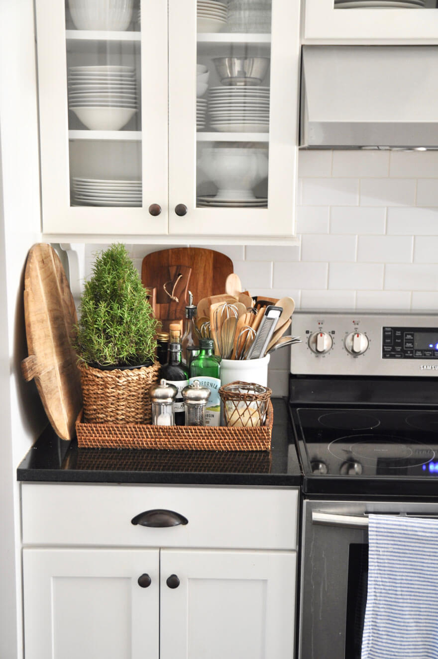 11-kitchen-counter-top-organizing-ideas-homebnc