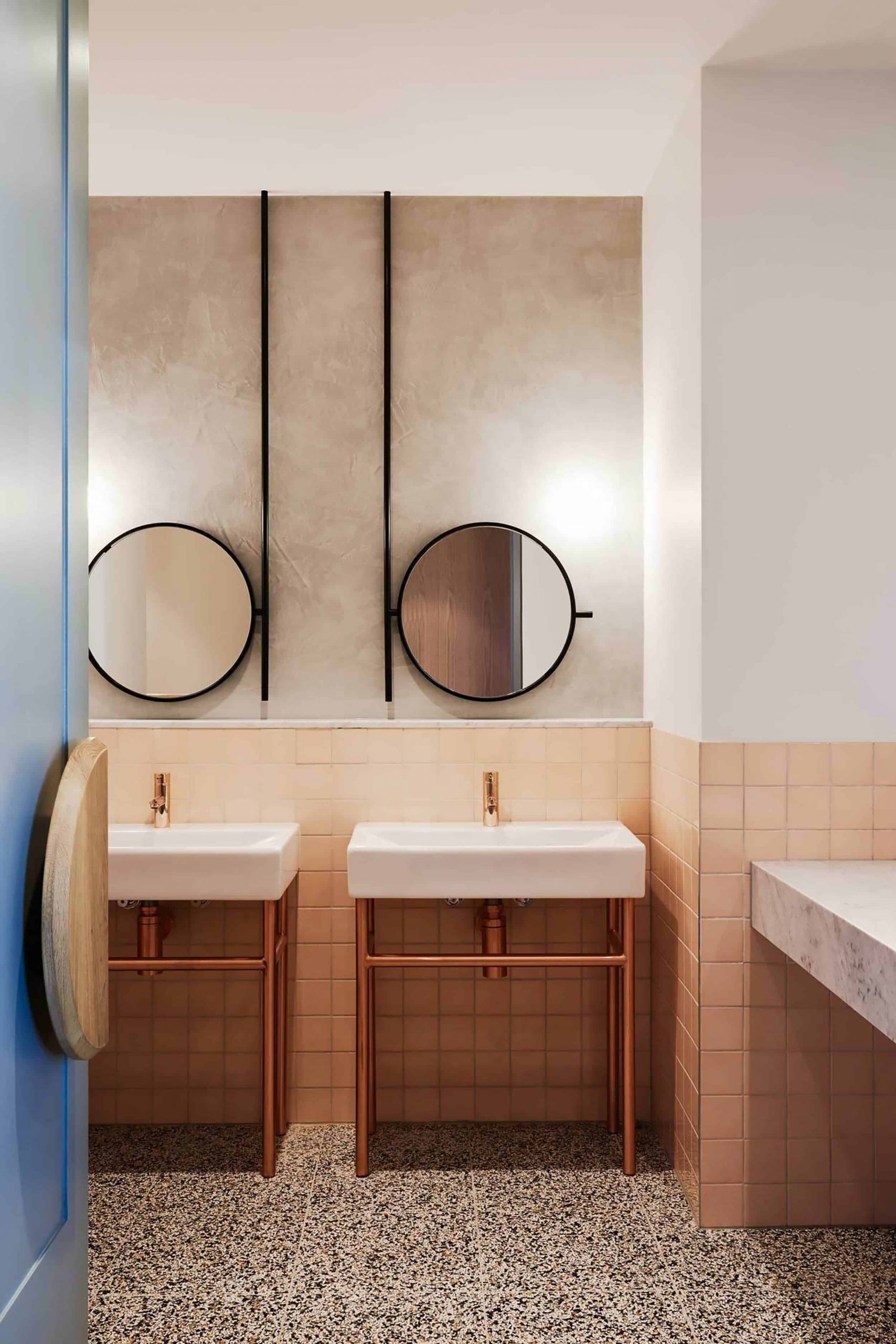 2-emily-henderson_blog_rethinking-mirrors_5-2500x3747-1