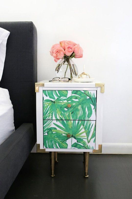 26-a-tropical-leaf-nightstand-with-chic-metallic-touches