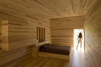 Make Your Own Sanctuary With These Amazing Modern Wooden Bed Design