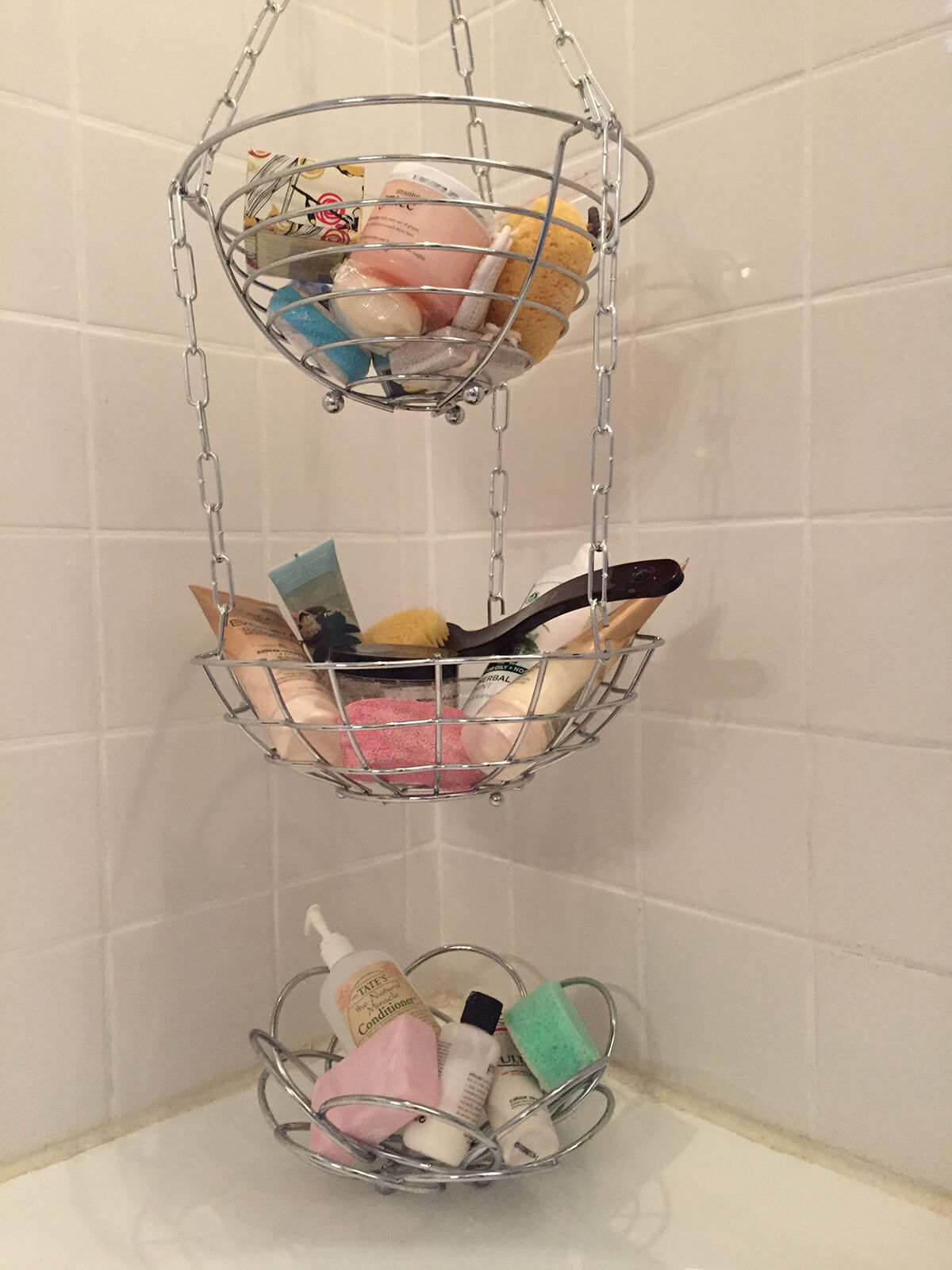 3-13-hanging-bathroom-storage-ideas-homebnc