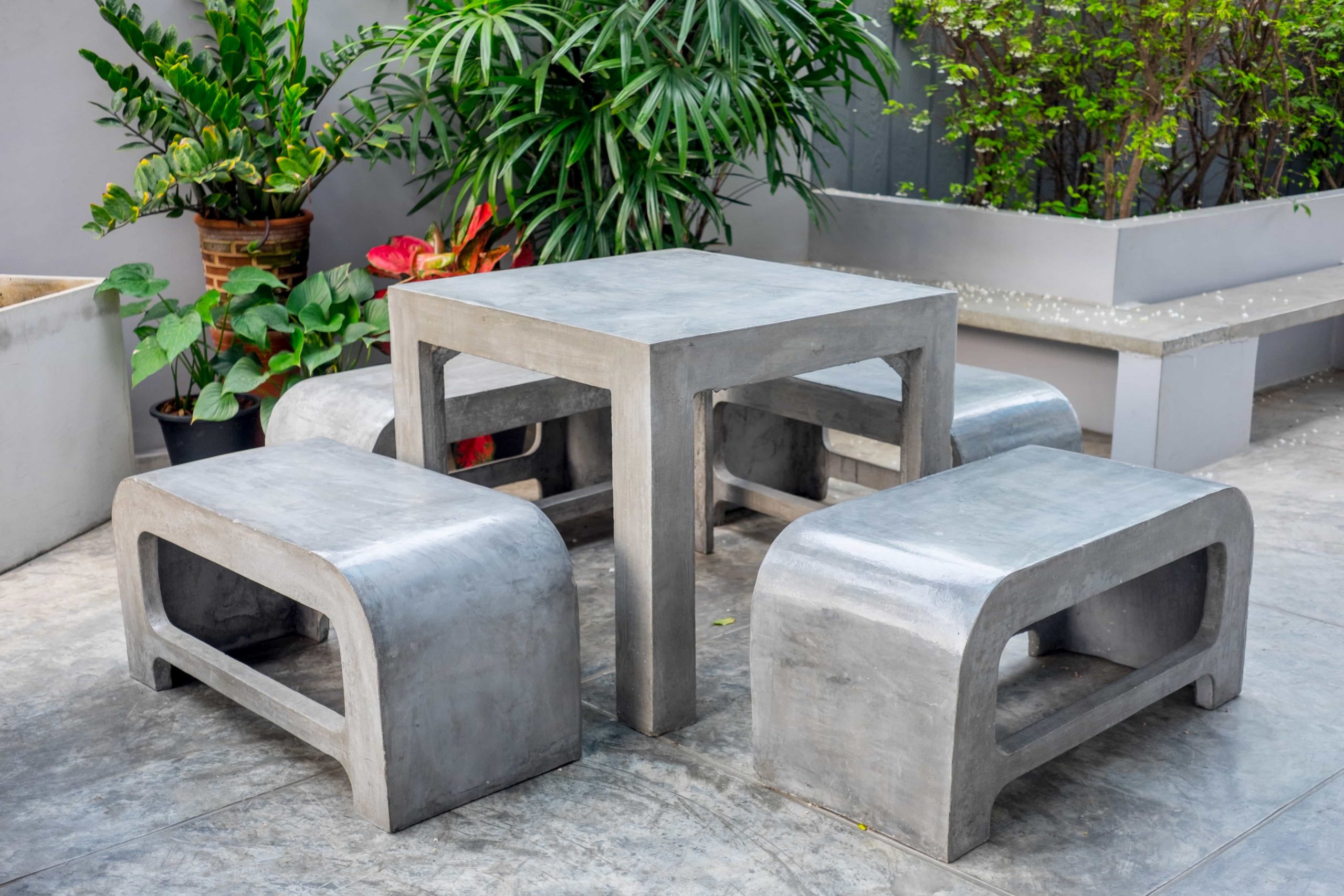 3-9.-concrete-furniture-set