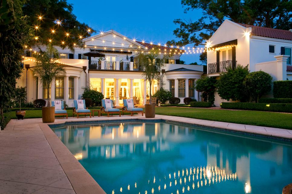 Amazing pool lighting