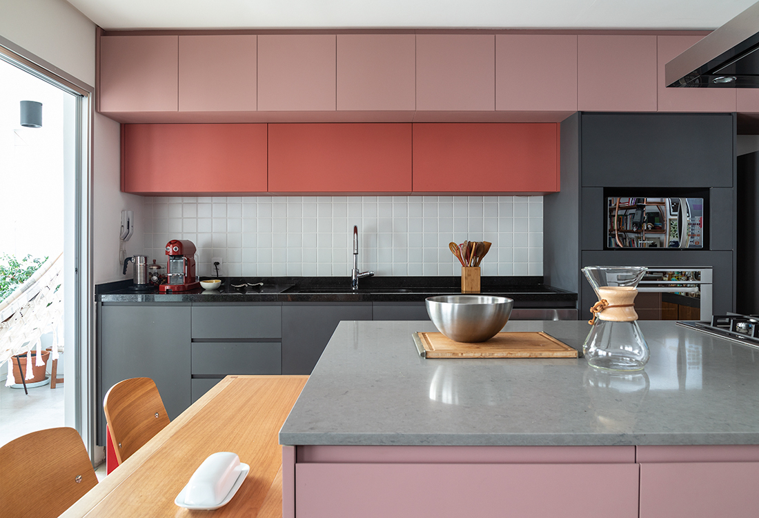 Apartment design with unusual colors and materials for a bold personality 2