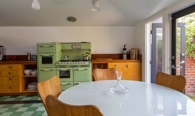 Apple green kitchen