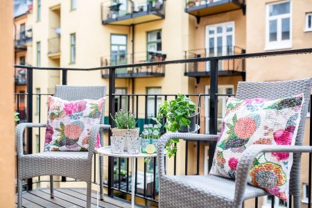 Beautiful apartment desing with visual separation and even a feeling of airiness 6