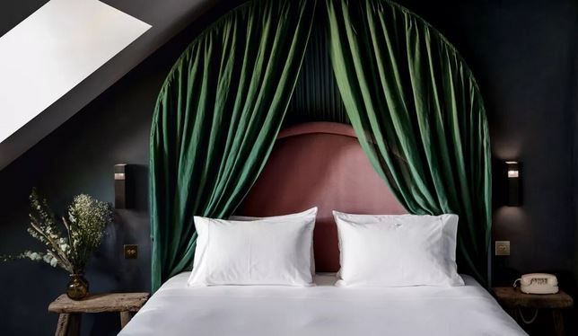 Curtain headboard for bedroom