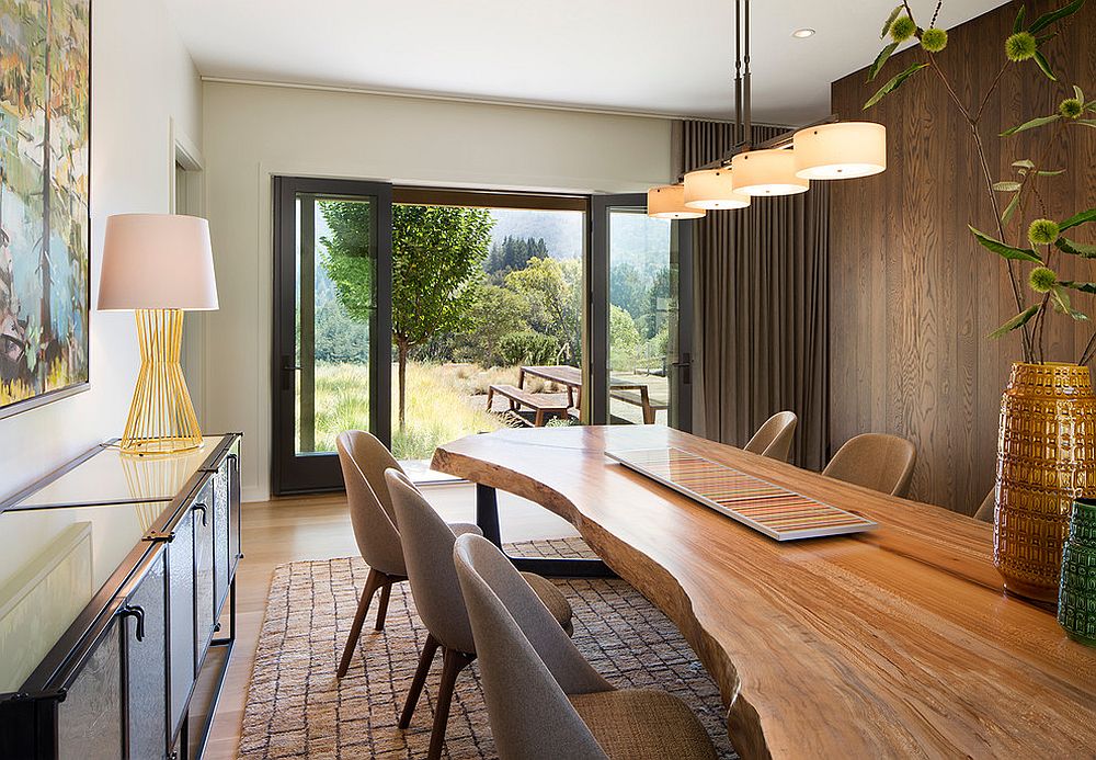 Custom-live-edge-gives-the-dining-room-a-unique-spatial-dimension