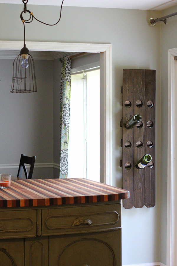 Diy-riddling-wall-wine-rack