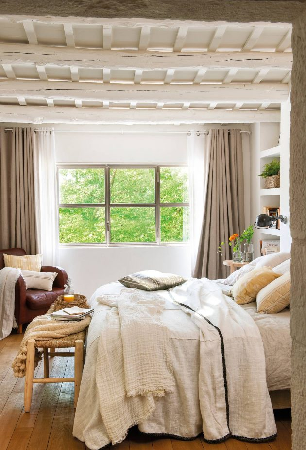 Earthy colors bedroom for spring