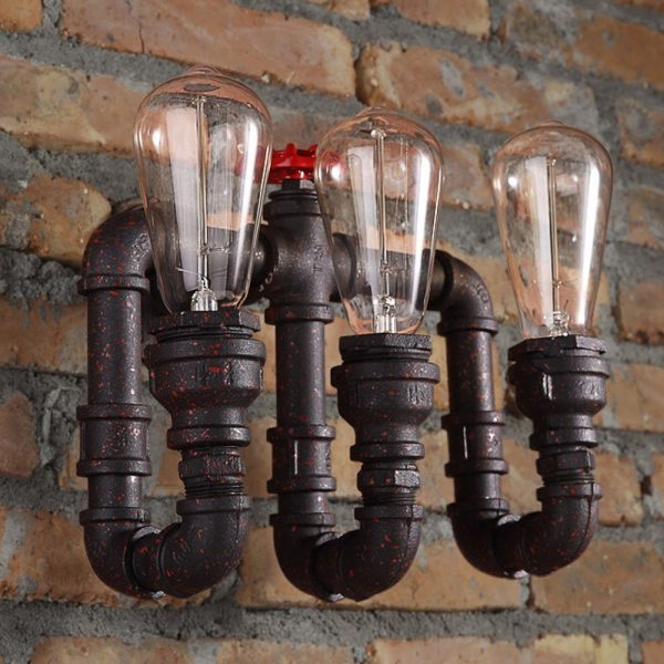 Metal form wall lamp