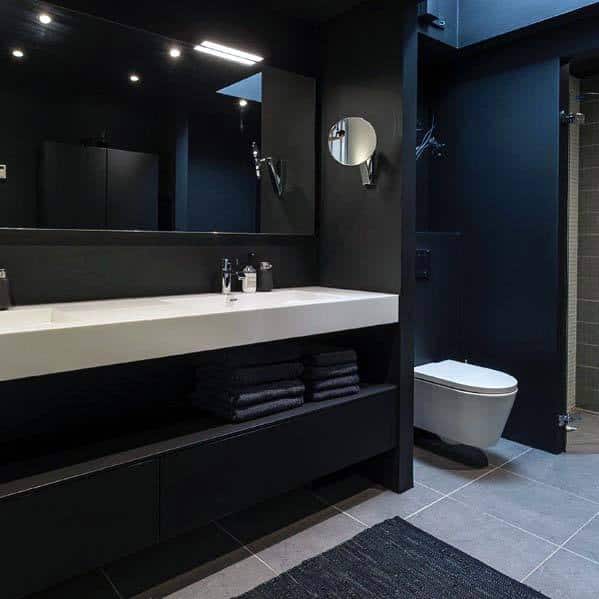 All-black-bathroom-with-modern-design
