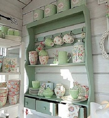 Gorgeous Blue Color Plate Racks Ideas That Give You A Calming And Noble Feeling