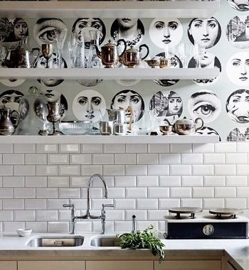 15 Marvelous Ideas For Kitchen Floating Shelve in White Color That You Need To Try Immediately