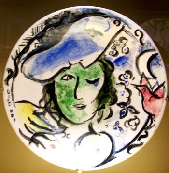 Transform Your House Into Art Gallery With These Amazing Clay Plate Arts