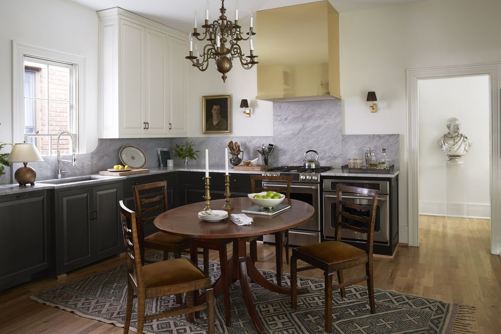 Marble with gray veining