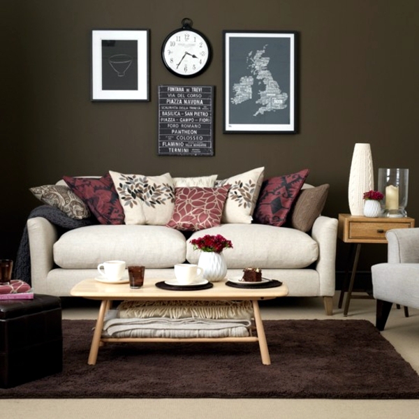 Natural-color-earth-colors-in-brown-living-room-0-226104336