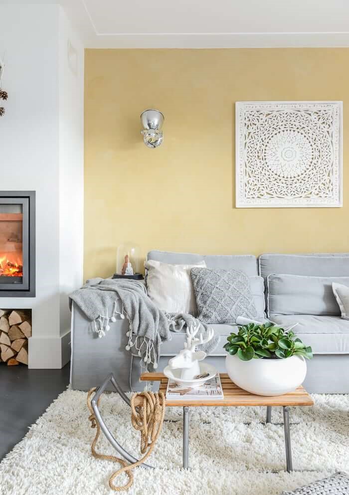 01c-living-room-wall-art-ideas-homebnc-v3-1