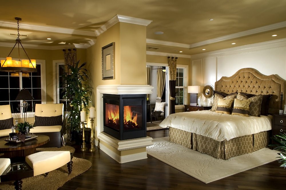1-master-bedroom-370
