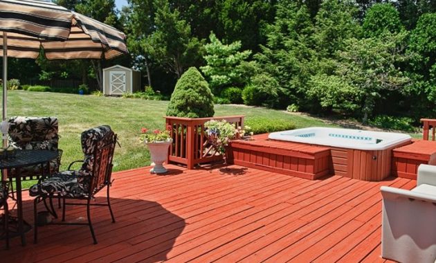 1-organized-hot-tub-deck-e1574218652236