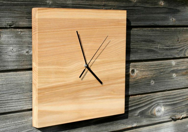 15-creative-handmade-wall-clock-designs-you-will-want-to-diy-3-768x541-1