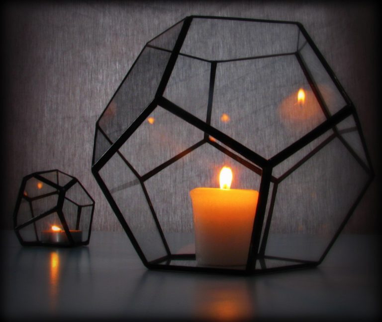 16-perfect-geometric-light-designs-to-decorate-your-home-with-3-768x649-1